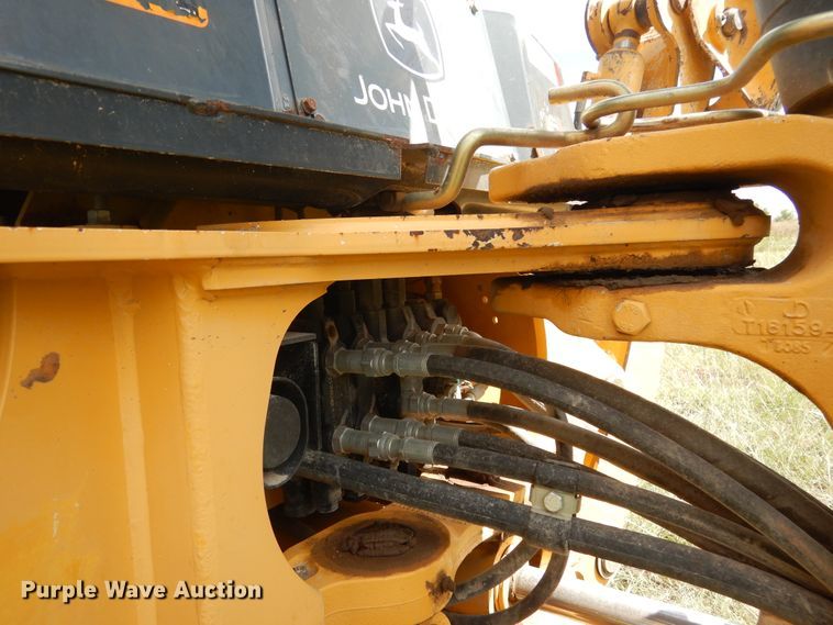 image for item DF2582 2013 John Deere 310K backhoe