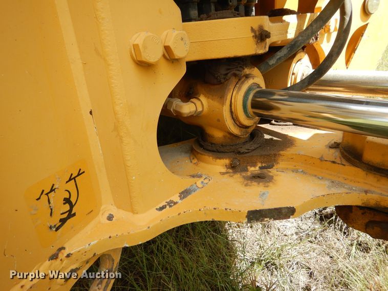 image for item DF2582 2013 John Deere 310K backhoe