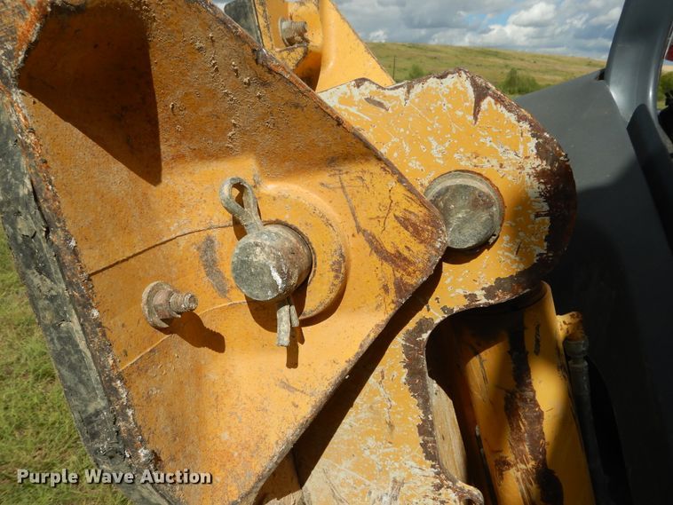 image for item DF2582 2013 John Deere 310K backhoe