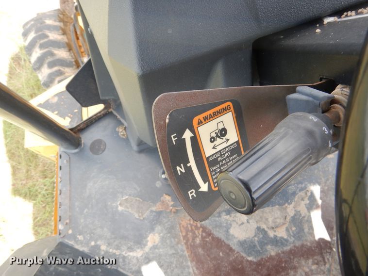 image for item DF2582 2013 John Deere 310K backhoe