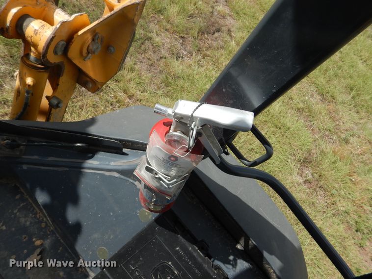 image for item DF2582 2013 John Deere 310K backhoe