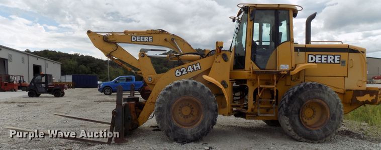 image for item DG2434 John Deere 624H wheel loader