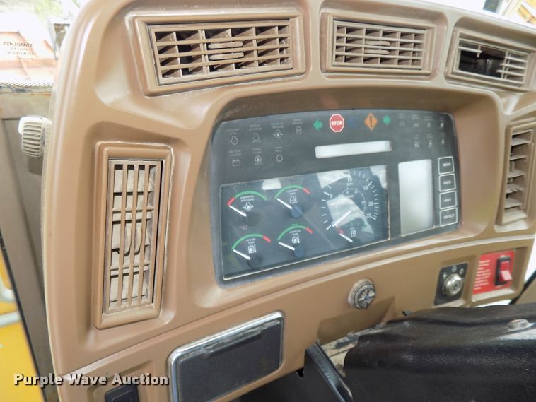 image for item DG2434 John Deere 624H wheel loader