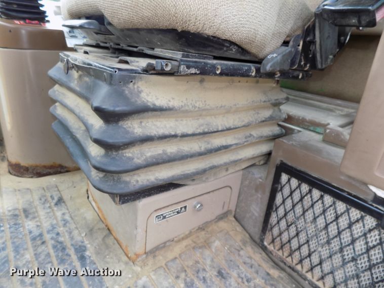 image for item DG2434 John Deere 624H wheel loader