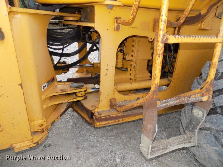 image for item DG2434 John Deere 624H wheel loader