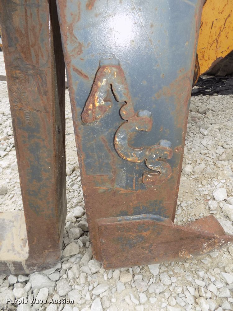 image for item DG2434 John Deere 624H wheel loader