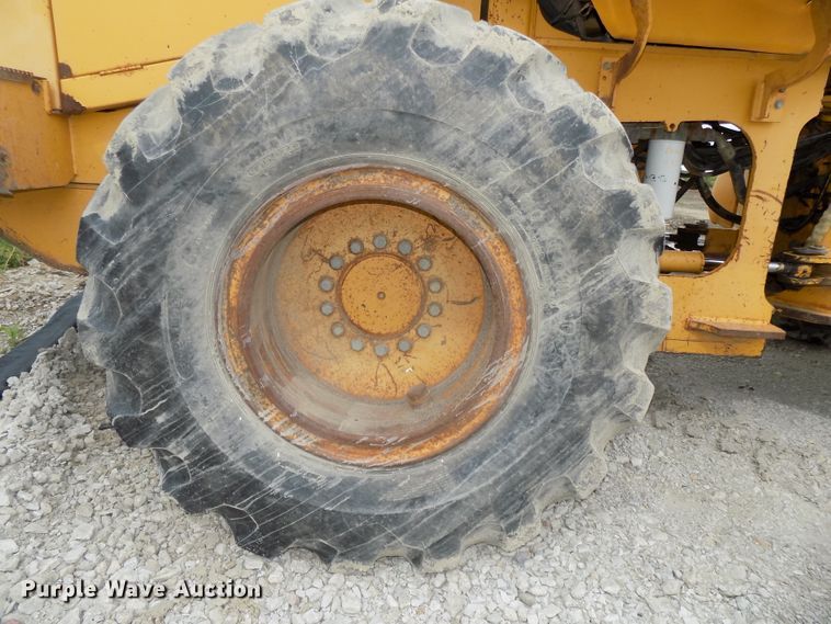 image for item DG2434 John Deere 624H wheel loader