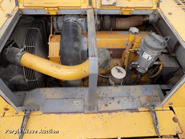 image for item DG2435 2003 John Deere 450C LC excavator