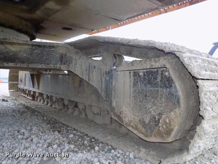 image for item DG2435 2003 John Deere 450C LC excavator