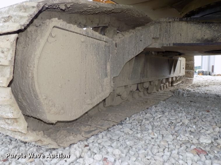 image for item DG2435 2003 John Deere 450C LC excavator