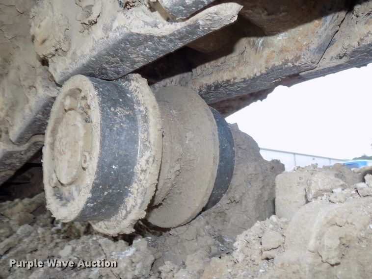 image for item DG2435 2003 John Deere 450C LC excavator