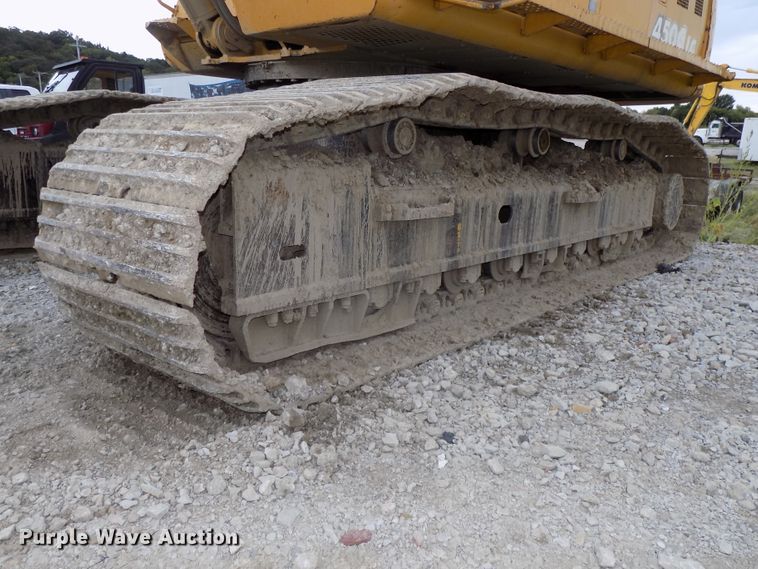 image for item DG2435 2003 John Deere 450C LC excavator