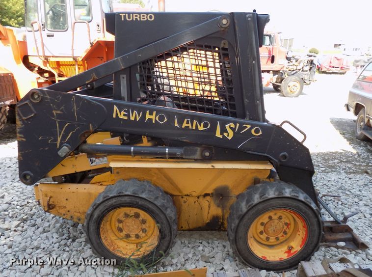 image for item DG2441 New Holland LS170 skid steer