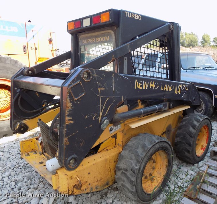 image for item DG2441 New Holland LS170 skid steer