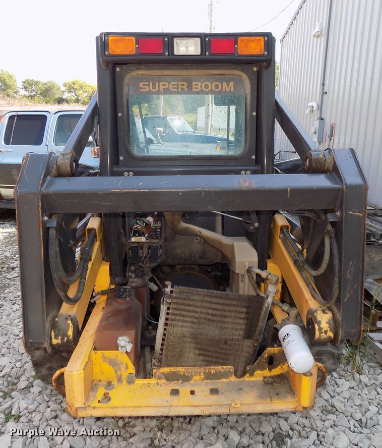 image for item DG2441 New Holland LS170 skid steer