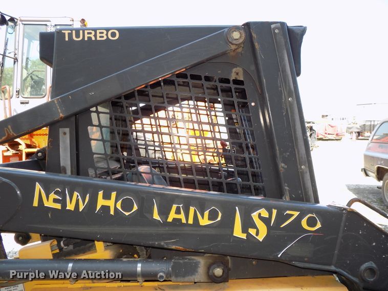 image for item DG2441 New Holland LS170 skid steer
