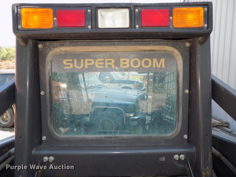 image for item DG2441 New Holland LS170 skid steer