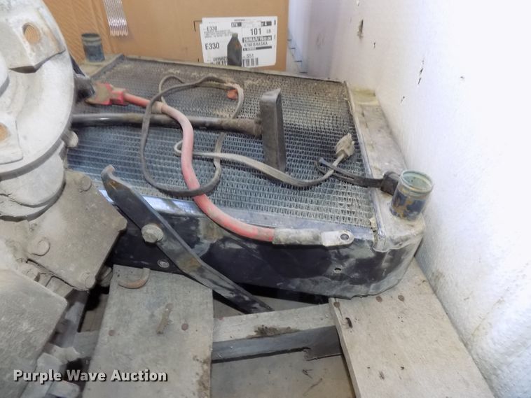 image for item DG2441 New Holland LS170 skid steer