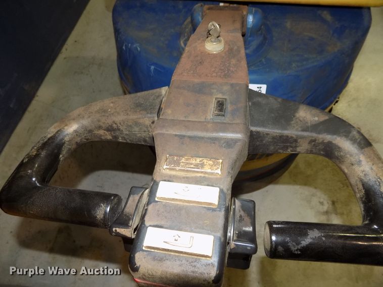 image for item DG2454 Blue Giant BG522-130 forklift