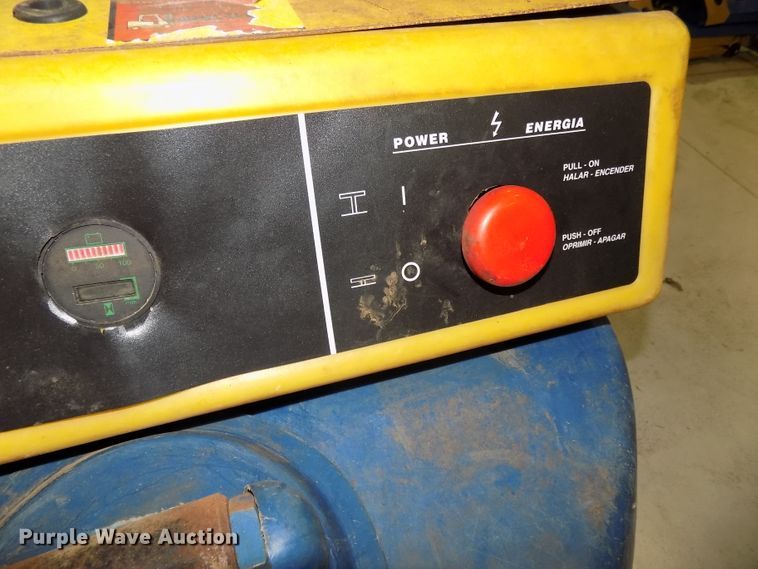 image for item DG2454 Blue Giant BG522-130 forklift