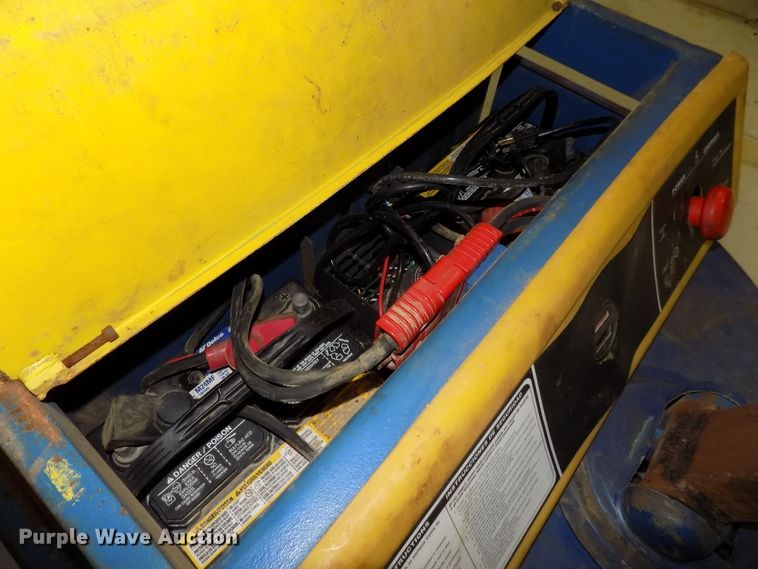 image for item DG2454 Blue Giant BG522-130 forklift