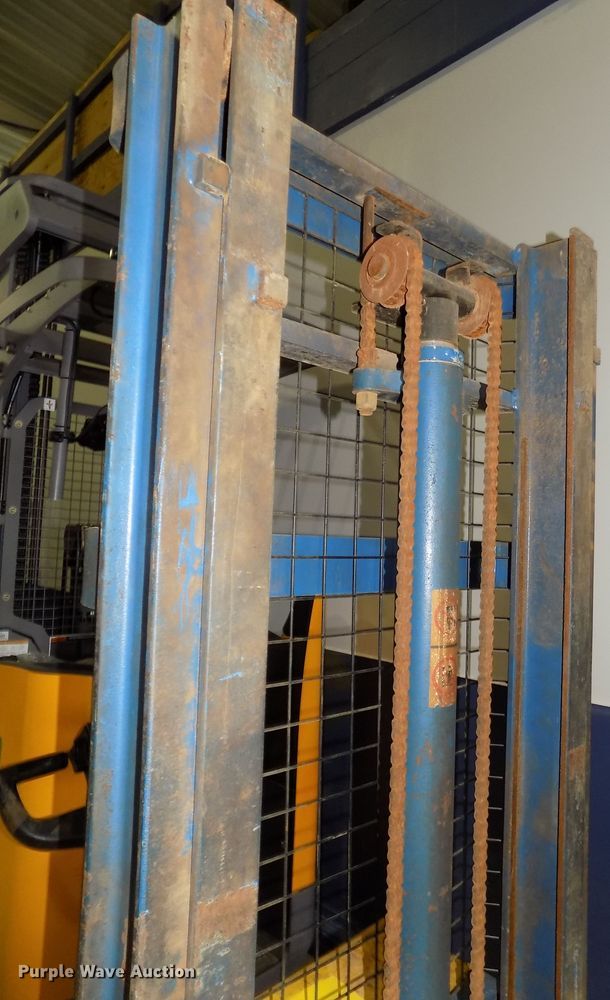 image for item DG2454 Blue Giant BG522-130 forklift