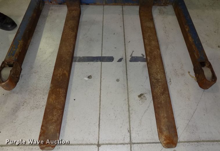 image for item DG2454 Blue Giant BG522-130 forklift