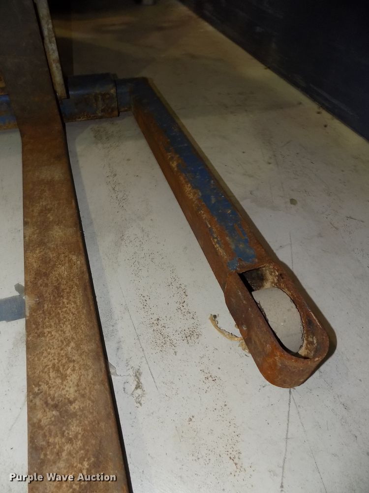 image for item DG2454 Blue Giant BG522-130 forklift