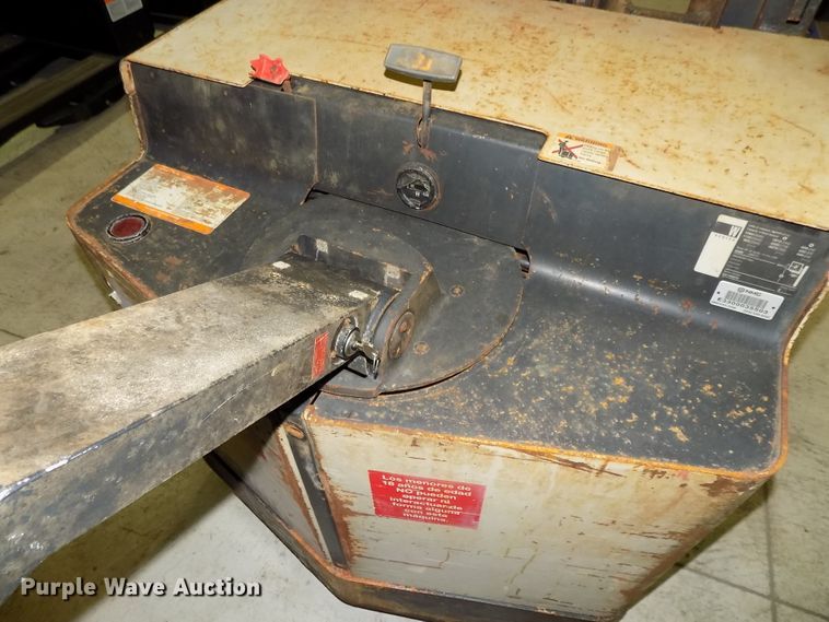 image for item DG2455 Crown 30WTT-S forklift