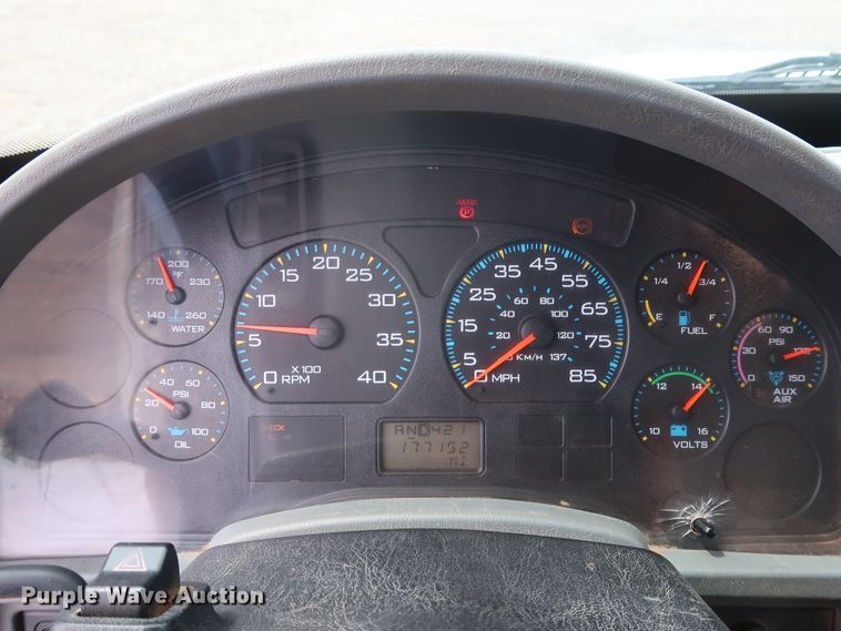 image for item DG4108 2004 International 4300 Crew Cab flatbed truck