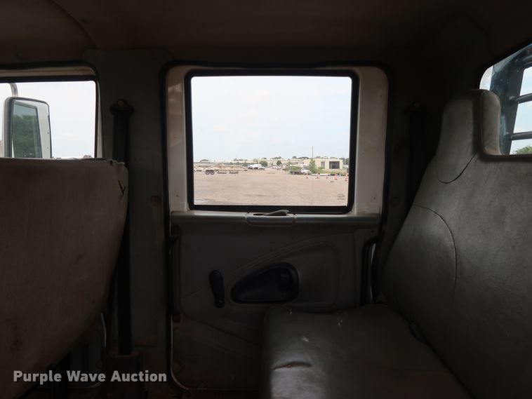 image for item DG4108 2004 International 4300 Crew Cab flatbed truck