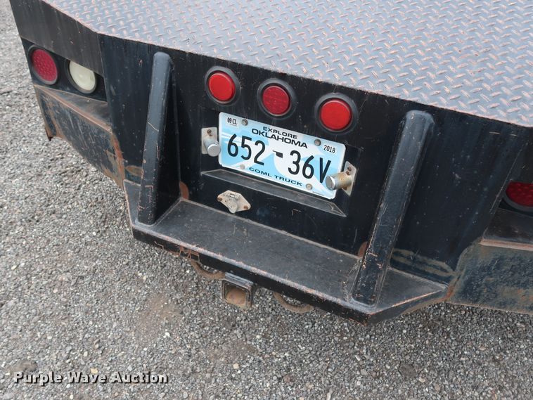 image for item DG4108 2004 International 4300 Crew Cab flatbed truck