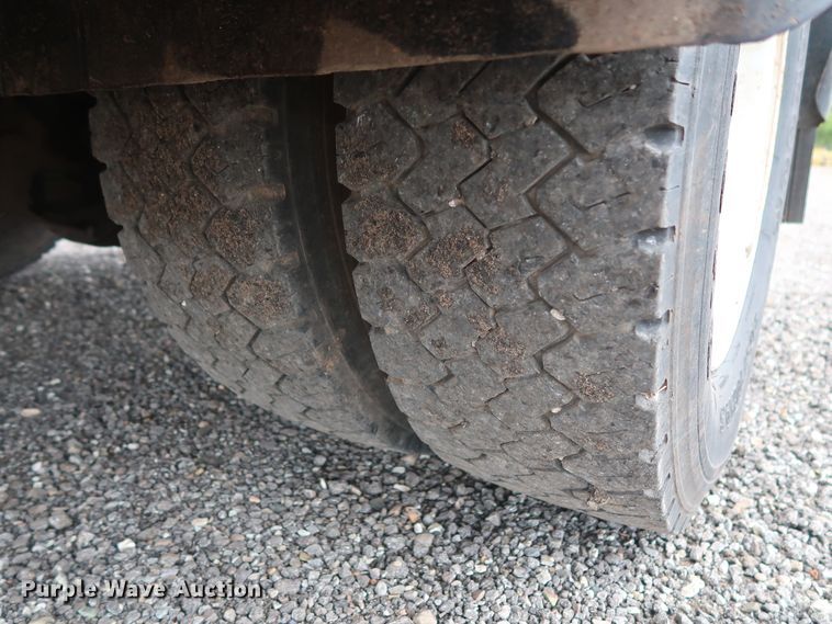 image for item DG4108 2004 International 4300 Crew Cab flatbed truck