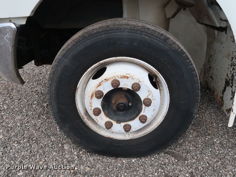 image for item DG4108 2004 International 4300 Crew Cab flatbed truck