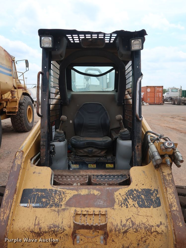 image for item DG4113 2007 Caterpillar 248B skid steer