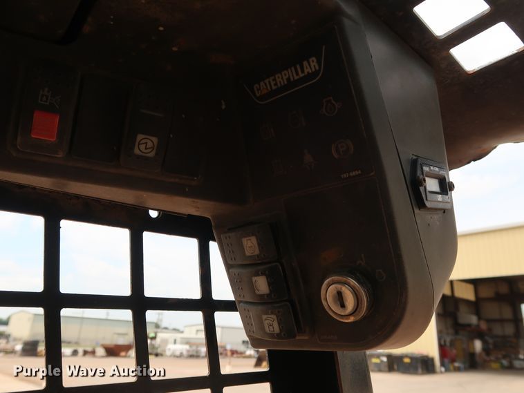 image for item DG4113 2007 Caterpillar 248B skid steer