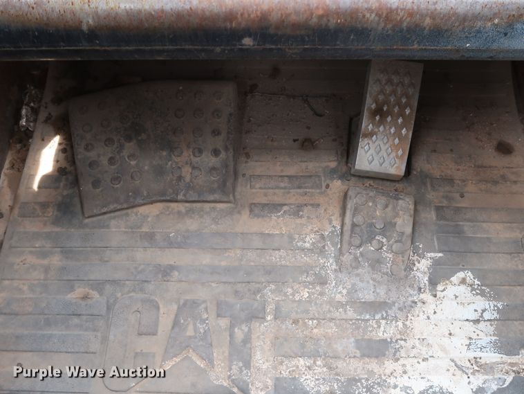 image for item DG4113 2007 Caterpillar 248B skid steer