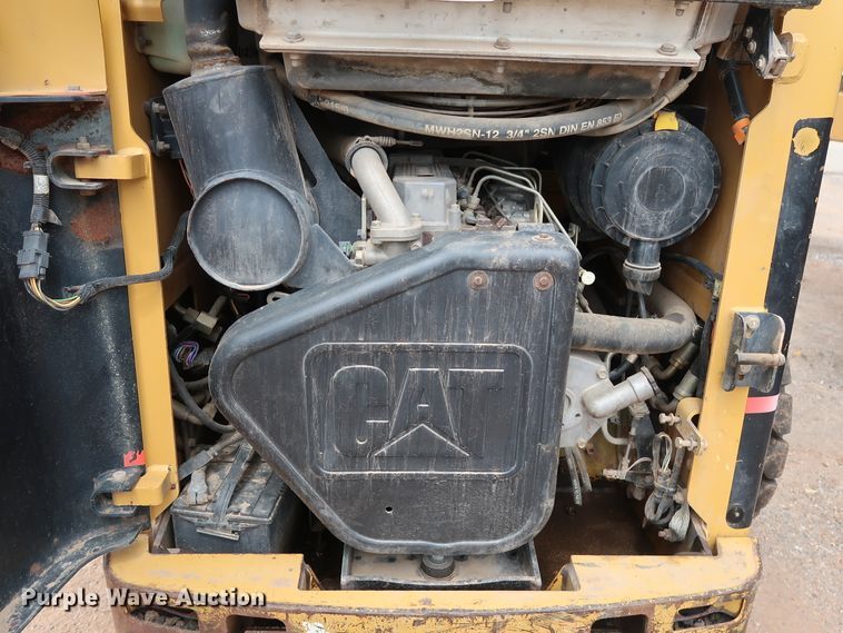 image for item DG4113 2007 Caterpillar 248B skid steer