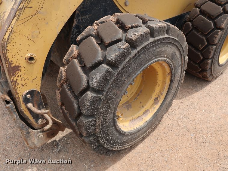 image for item DG4113 2007 Caterpillar 248B skid steer