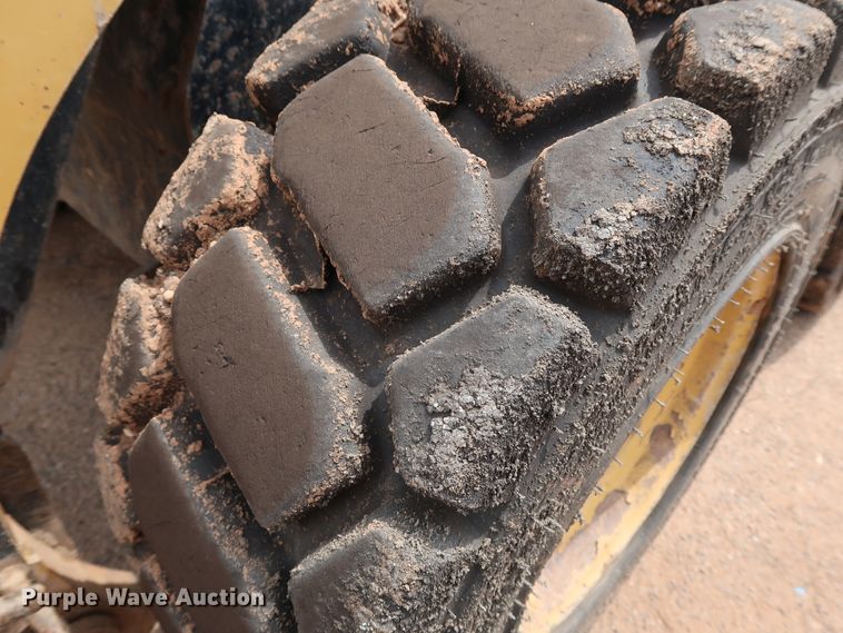 image for item DG4113 2007 Caterpillar 248B skid steer