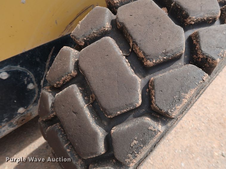 image for item DG4113 2007 Caterpillar 248B skid steer