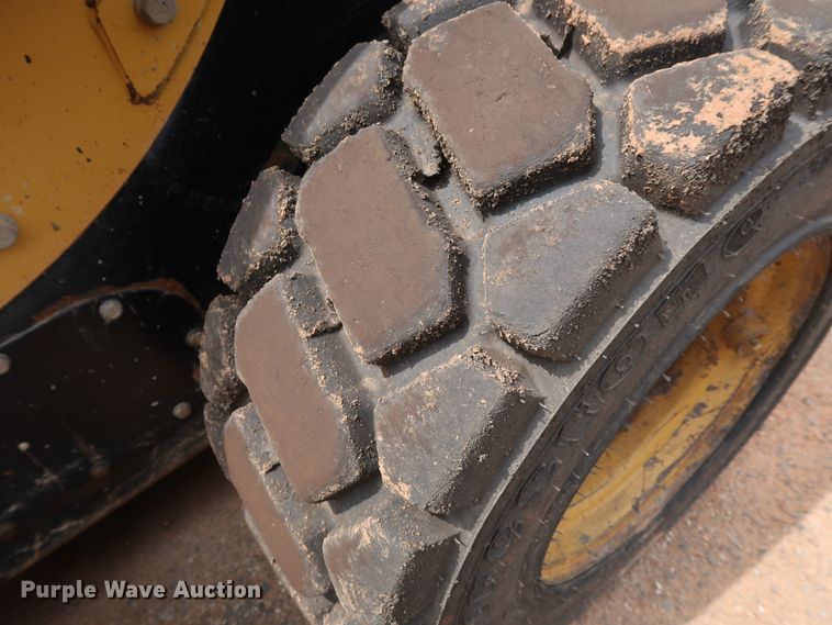 image for item DG4113 2007 Caterpillar 248B skid steer