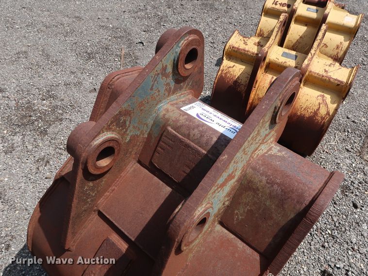 image for item DG4116 Esco 32"W excavator bucket