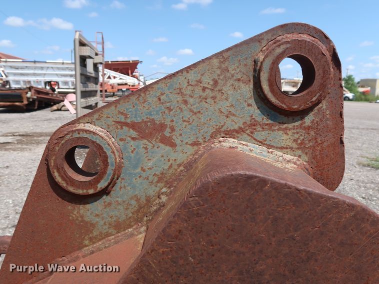 image for item DG4116 Esco 32"W excavator bucket