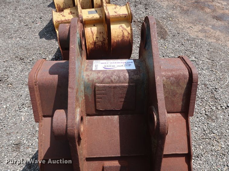 image for item DG4116 Esco 32"W excavator bucket