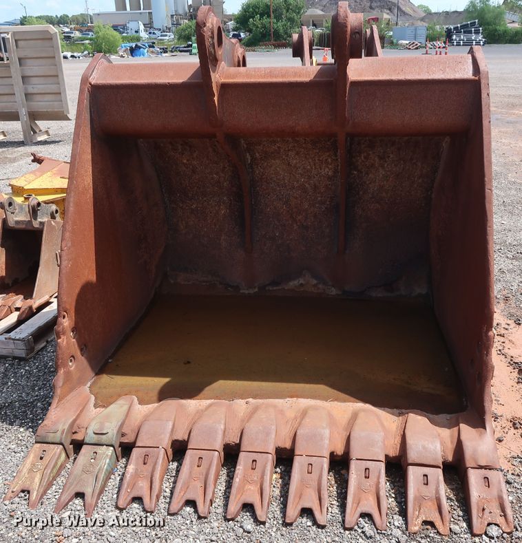 image for item DG4119 72"W excavator bucket