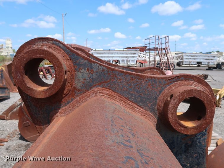 image for item DG4119 72"W excavator bucket