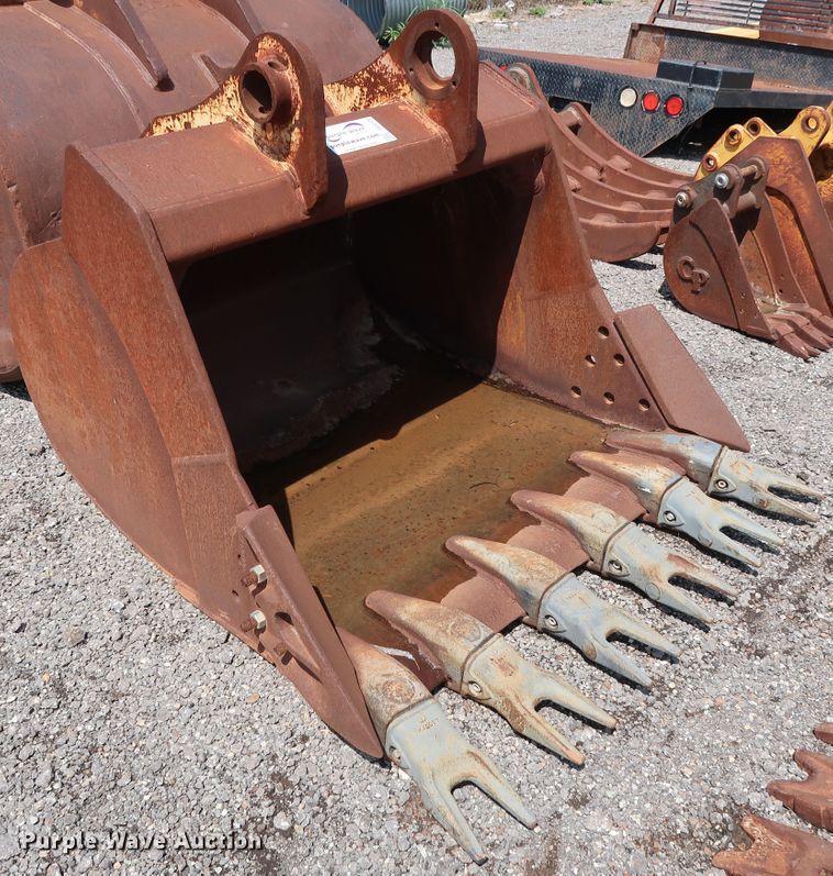 image for item DG4120 John Deere 240 excavator bucket