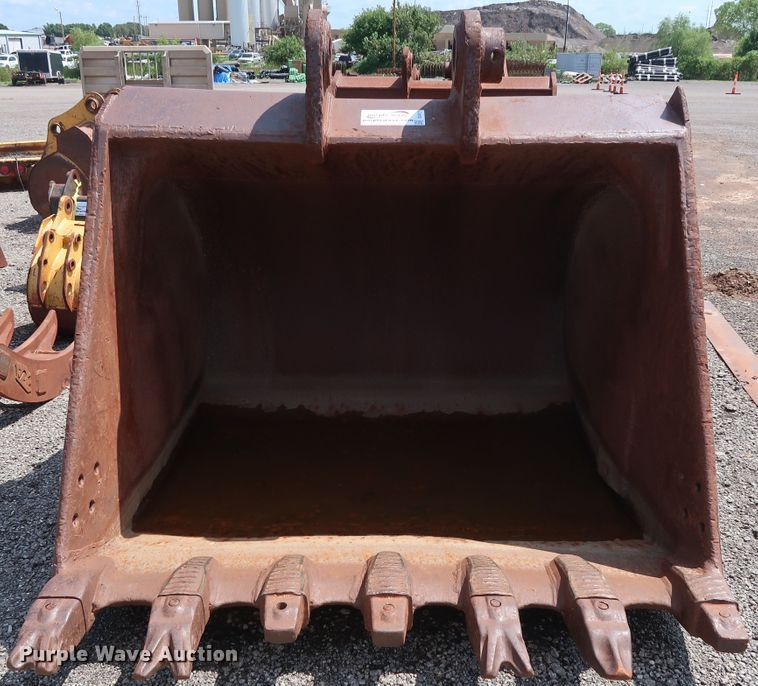 image for item DG4121 Hensley 72"W excavator bucket
