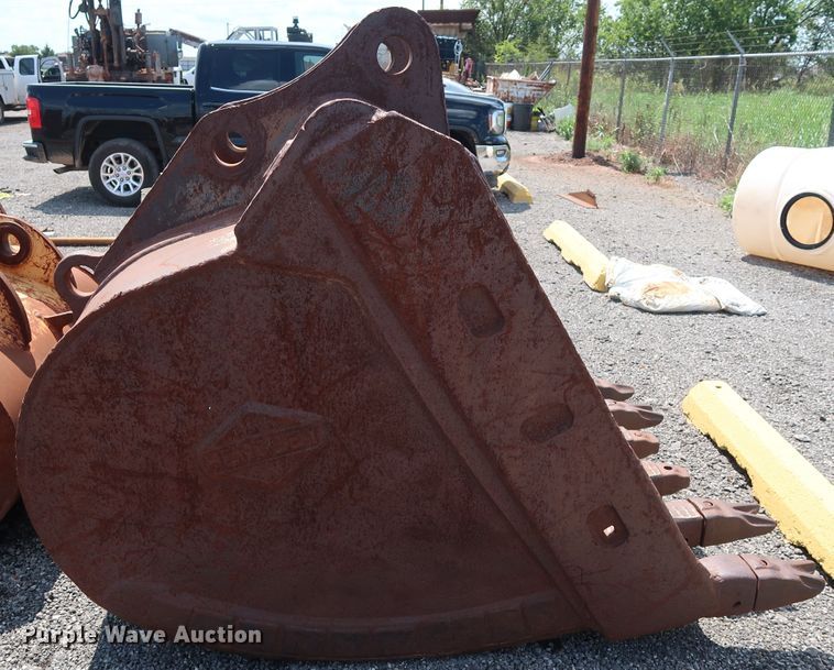 image for item DG4121 Hensley 72"W excavator bucket